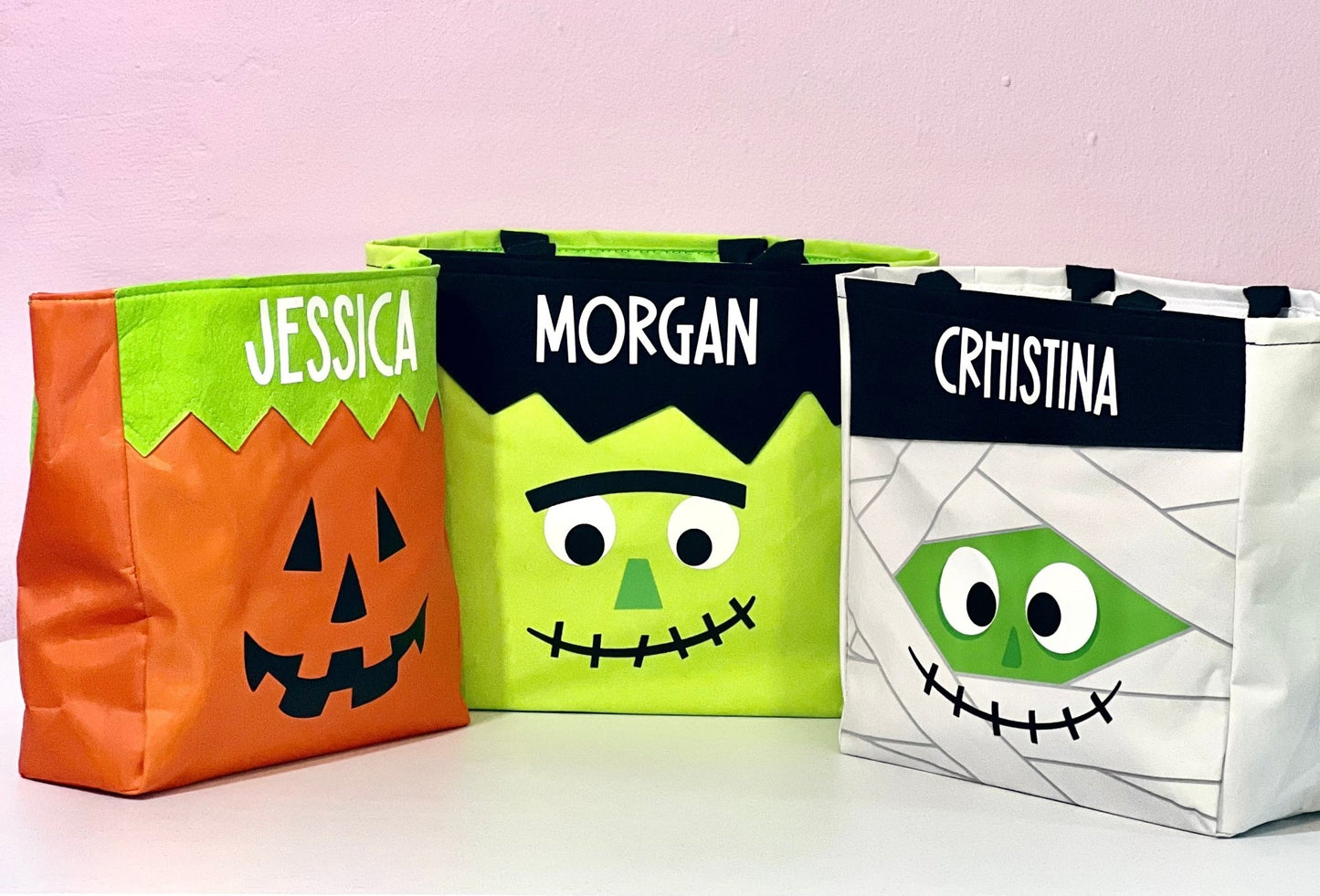 Halloween Smiling Frankie Character Tote - numonet