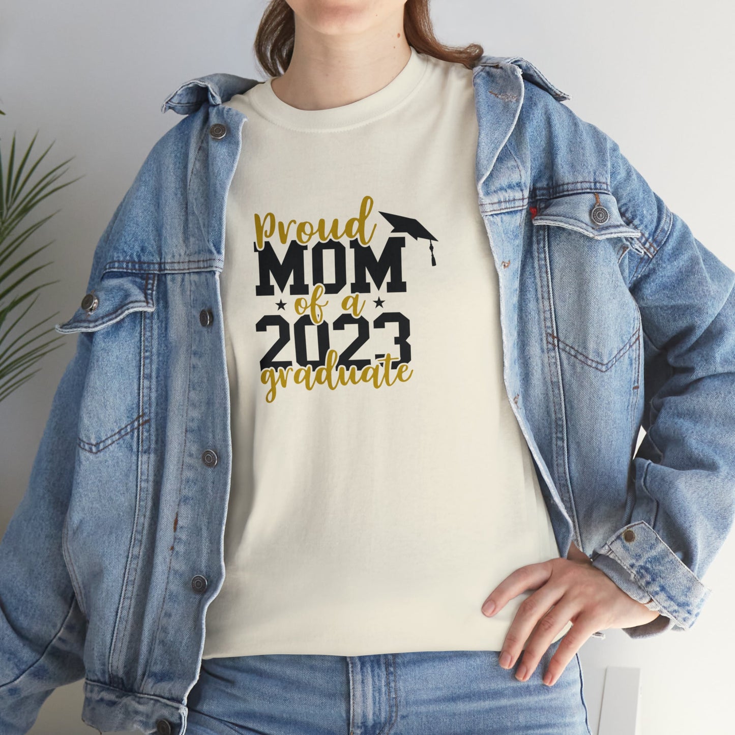 Proud Mom of 2023 Graduate Short Sleeve Cotton T-Shirt - numonet