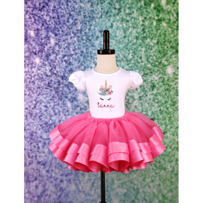 Unicorn Tanna Embroidery T-Shirt - numonet